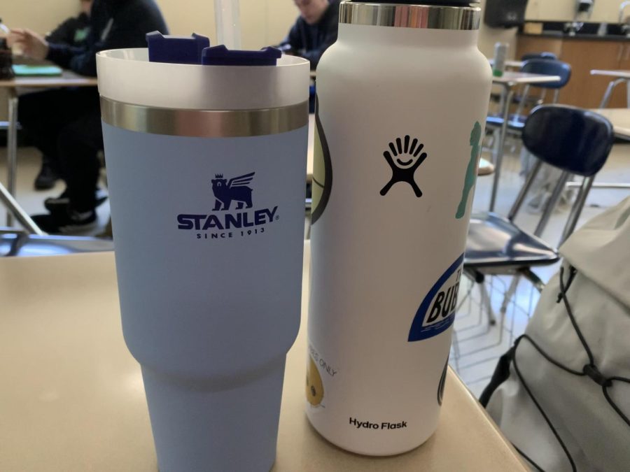 Should you Buy a Stanley or a Hydro Flask?
